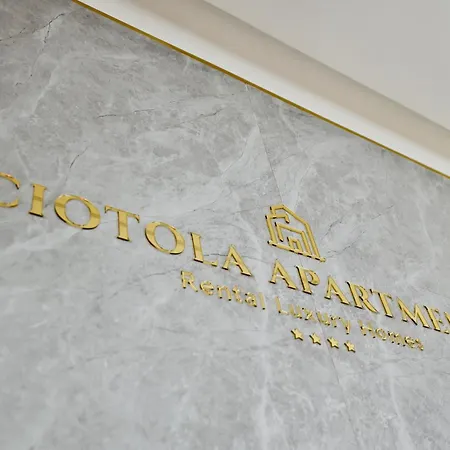 Ciotola - Parcheggio Privato, Aeroporto A 5 Minuti Apartment