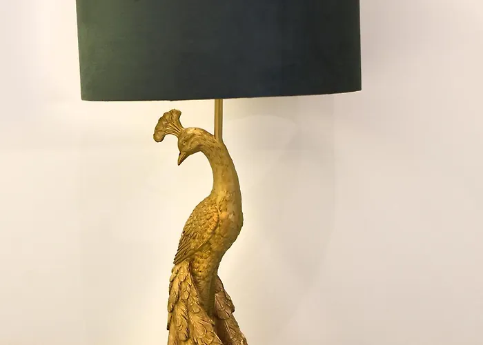 Ciotola - Parcheggio Privato, Aeroporto A 5 Minuti *