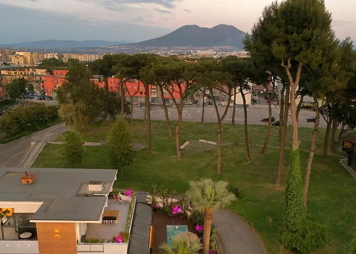 Ciotola - Parcheggio Privato, Aeroporto A 5 Minuti Appartement