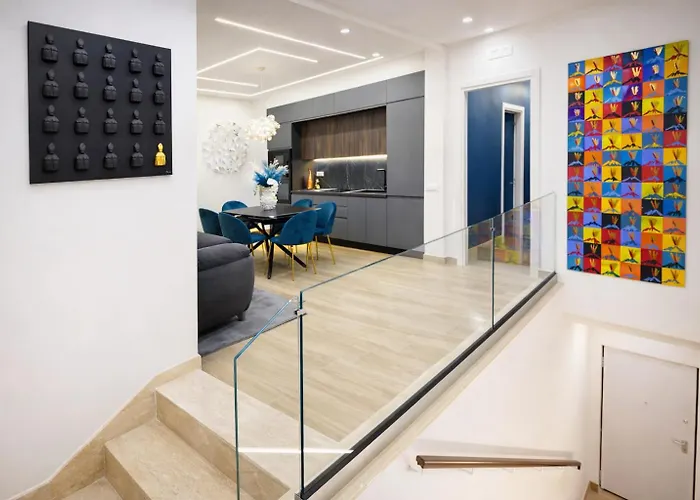 Ciotola - Parcheggio Privato, Aeroporto A 5 Minuti Appartement *